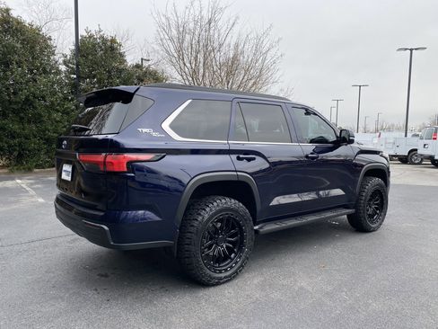 Used 2024 Toyota Sequoia SR5 w/ SR5 Premium Package image 9