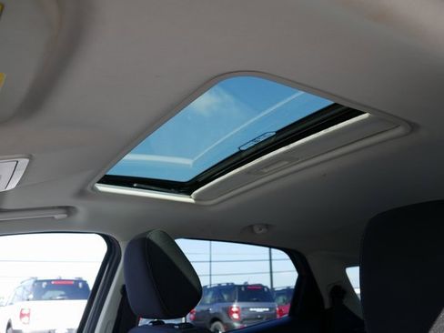 Used 2020 Ford EcoSport SE image 3