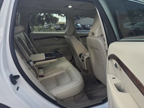 Used 2012 Volvo XC70 3.2 FWD image 33