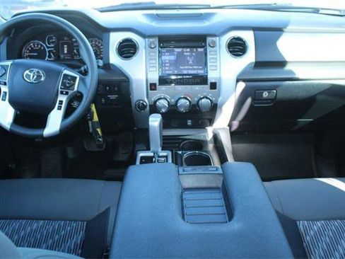 Certified 2019 Toyota Tundra SR5 image 11