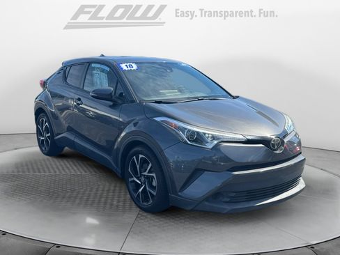 Used 2018 Toyota C-HR XLE FWD image 1