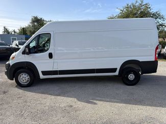 Used 2025 RAM ProMaster 2500 w/ Convenience Group FWD video 2