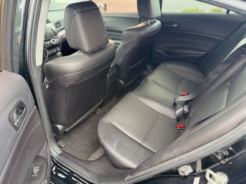 Used 2018 Acura ILX FWD image 11