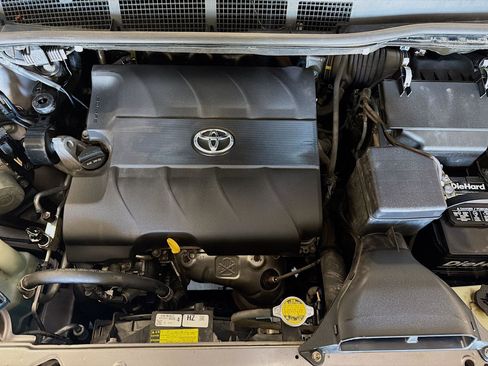 Used 2015 Toyota Sienna XLE Premium AWD/4WD image 33