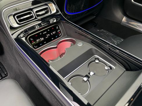 Used 2022 Mercedes-Benz Maybach S 580 4MATIC image 48