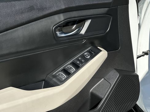 Used 2024 Honda Accord EX image 12