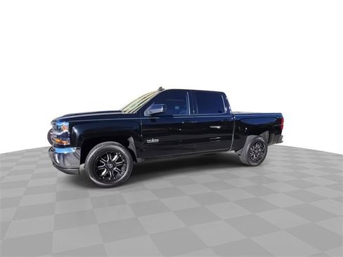 Used 2016 Chevrolet Silverado 1500 LT w/ Texas Edition image 4