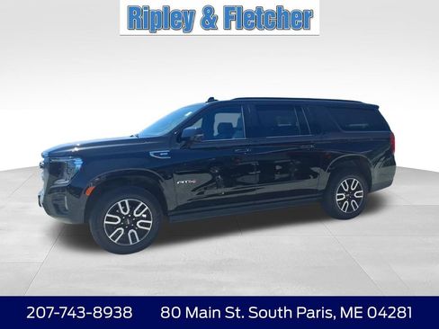 Used 2021 GMC Yukon XL AT4 w/ AT4 Premium Plus Package AWD/4WD image 9