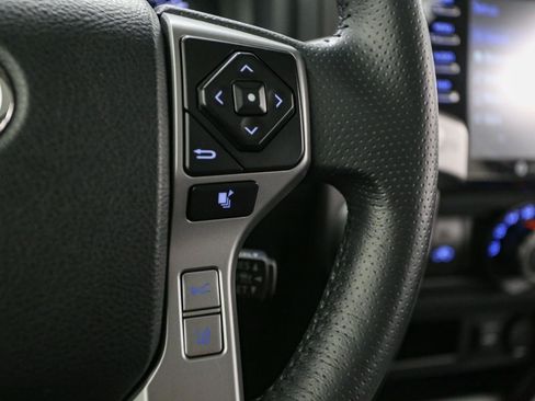 Used 2022 Toyota 4Runner SR5 Premium image 37