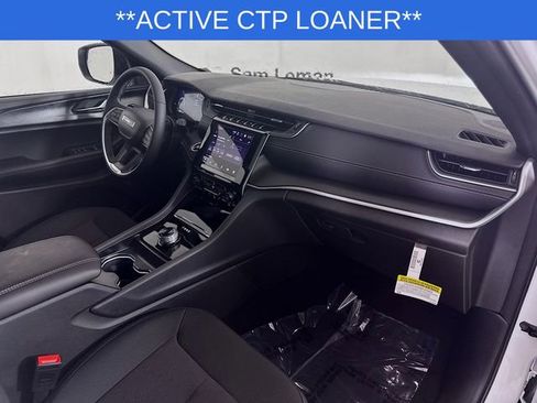 New 2025 Jeep Grand Cherokee L Laredo w/ Luxury Tech Group I image 30