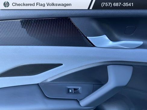 New 2026 Volkswagen Tiguan SE AWD/4WD image 25