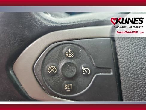 Used 2017 Chevrolet Colorado Z71 AWD/4WD image 23