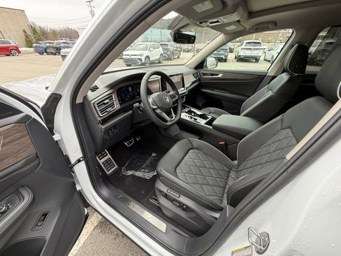 New 2026 Volkswagen Atlas SEL Premium R-Line AWD/4WD image 10