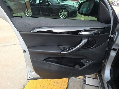Used 2021 BMW X1 sDrive28i w/ Premium Package image 12