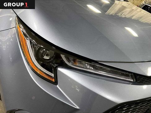 Used 2021 Toyota Corolla LE FWD image 27