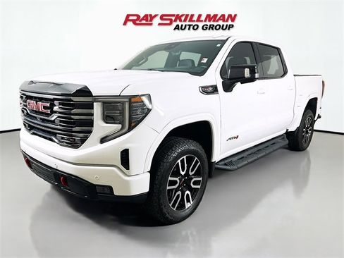 Used 2025 GMC Sierra 1500 AT4 w/ AT4 Premium Package image 3