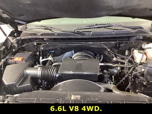 Used 2022 GMC Sierra 2500 SLT w/ SLT Convenience Package image 11