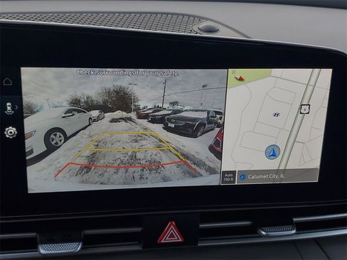 Used 2024 Hyundai Elantra SEL image 19