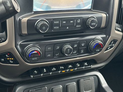 Used 2018 GMC Sierra 1500 Denali image 20