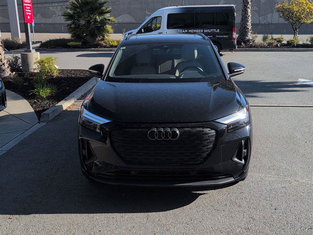 Used 2023 Audi Q4 e-tron Premium w/ Convenience Package AWD/4WD image 3