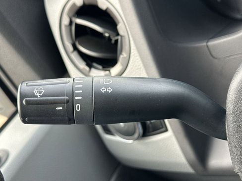 Used 2025 Ford E-350 and Econoline 350 Super Duty w/ Power Equipment Group image 28