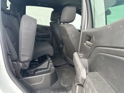 Certified 2023 Chevrolet Colorado W/T w/ WT Convenience Package II RWD image 17
