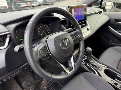 Used 2023 Toyota Corolla SE image 12