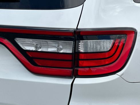 Used 2024 Dodge Durango SXT image 94