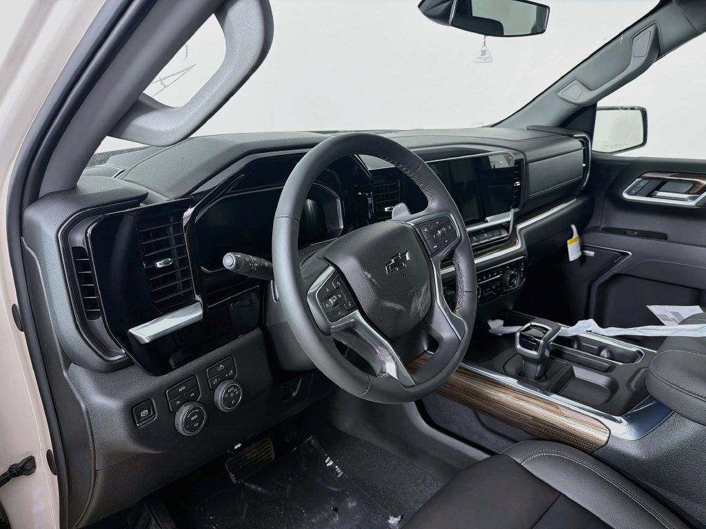 New 2026 Chevrolet Silverado 1500 RST w/ Convenience Package II AWD/4WD image 9