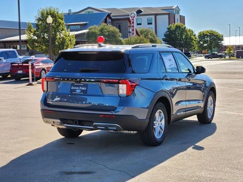 New 2026 Ford Explorer Active w/ Active Comfort Package image 7