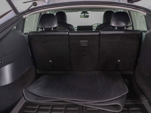 Used 2021 Tesla Model Y Long Range image 29