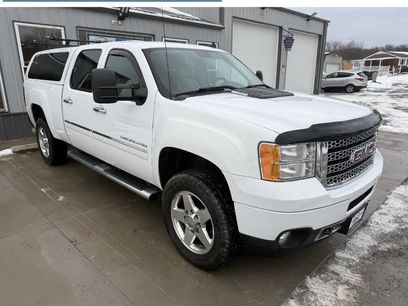 Used 2013 GMC Sierra 2500 Denali w/ Suspension Package, Off-Road