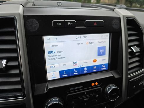 Used 2021 Ford F250 Lariat w/ Lariat Value Package image 28