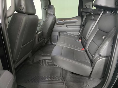 New 2026 Chevrolet Silverado 1500 LT Trail Boss w/ Convenience Package II AWD/4WD image 18