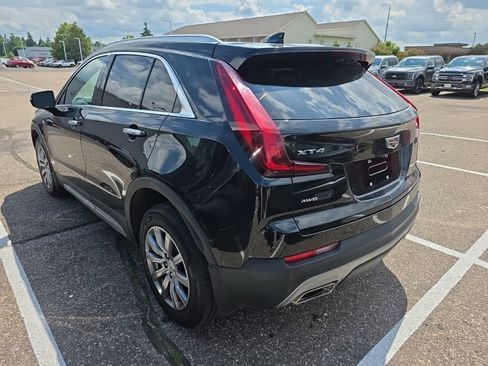 Used 2023 Cadillac XT4 Premium Luxury w/ Technology Package AWD/4WD image 6