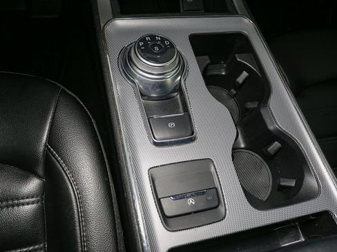 Used 2022 Ford Edge SEL w/ Convenience Package image 27