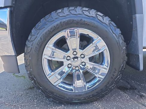 Used 2017 GMC Sierra 1500 SLT AWD/4WD image 10