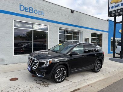 Used 2022 GMC Terrain SLT w/ Infotainment Package II