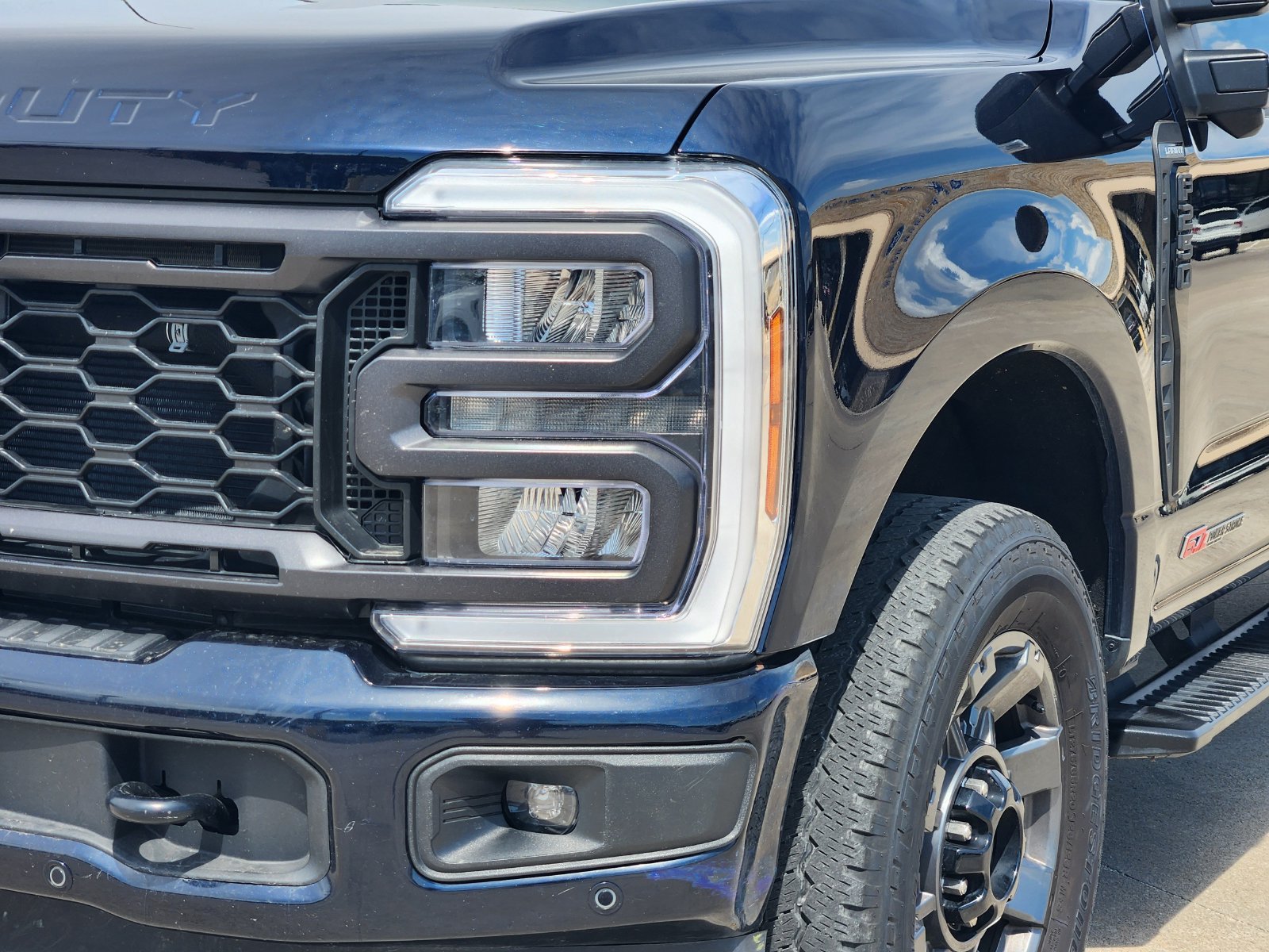 Certified 2024 Ford F250 Lariat w/ Lariat Ultimate Package AWD/4WD image 10