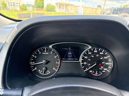 Used 2020 Nissan Pathfinder SV AWD/4WD image 20
