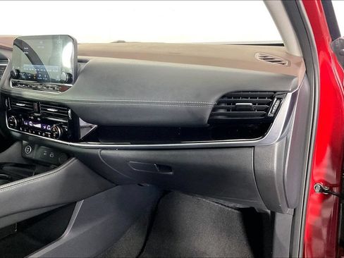Used 2023 Nissan Rogue SL w/ SL Premium Package FWD image 19