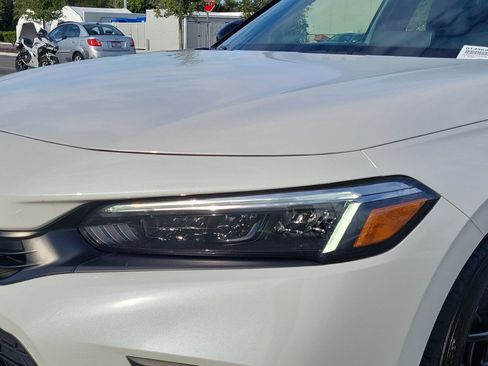 Used 2024 Honda Civic Sport image 10