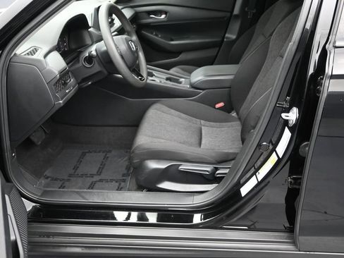 Used 2023 Honda Accord LX image 14