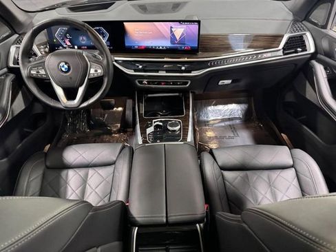 Certified 2025 BMW X5 xDrive40i AWD/4WD image 11