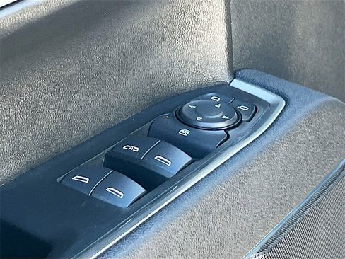Used 2025 GMC Sierra 1500 Elevation image 18