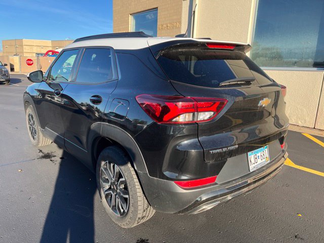 Used 2023 Chevrolet TrailBlazer ACTIV w/ Convenience Package FWD image 3