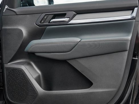 New 2026 GMC Terrain AT4 w/ Convenience Package III image 10