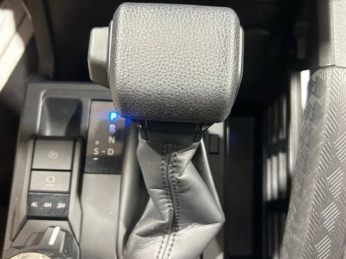 Used 2025 Toyota 4Runner SR5 image 31