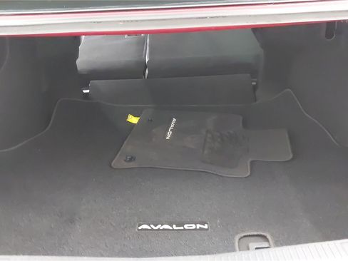 Used 2021 Toyota Avalon XLE w/ Carpet Mat Package (TMS) image 34