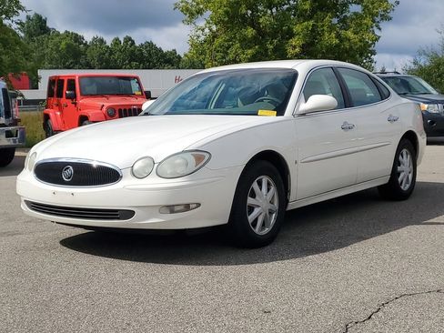 Used 2006 Buick LaCrosse CXL FWD image 2